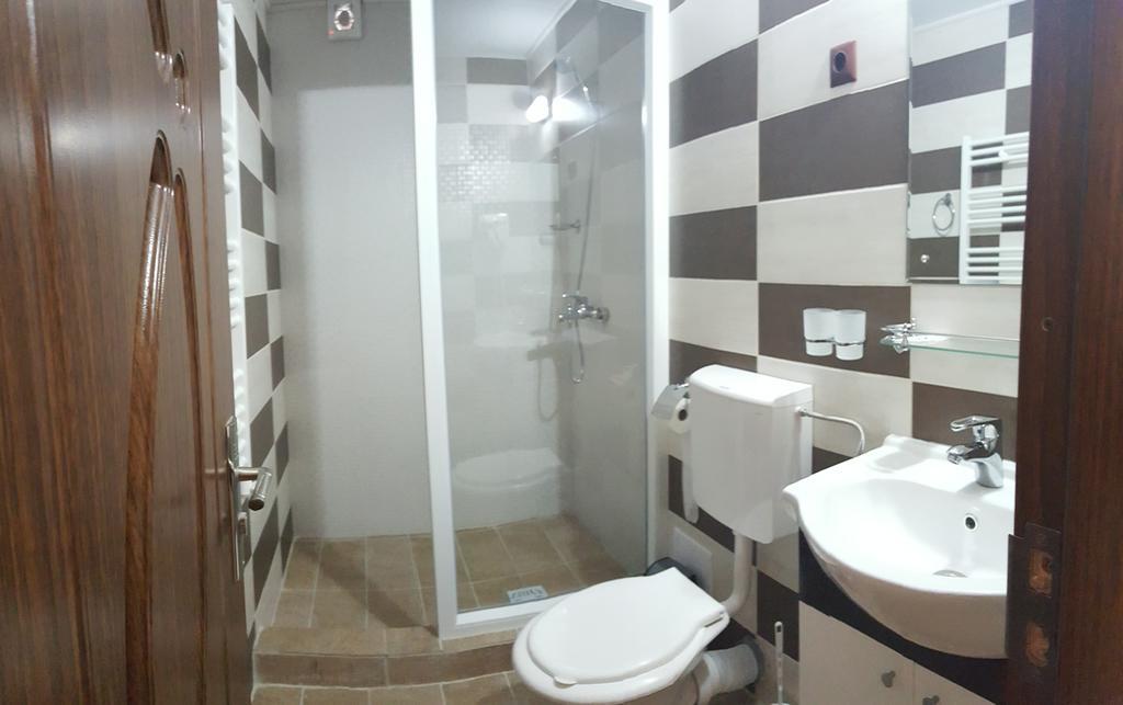 Hotel Casa Alex Târgu Jiu Zimmer foto